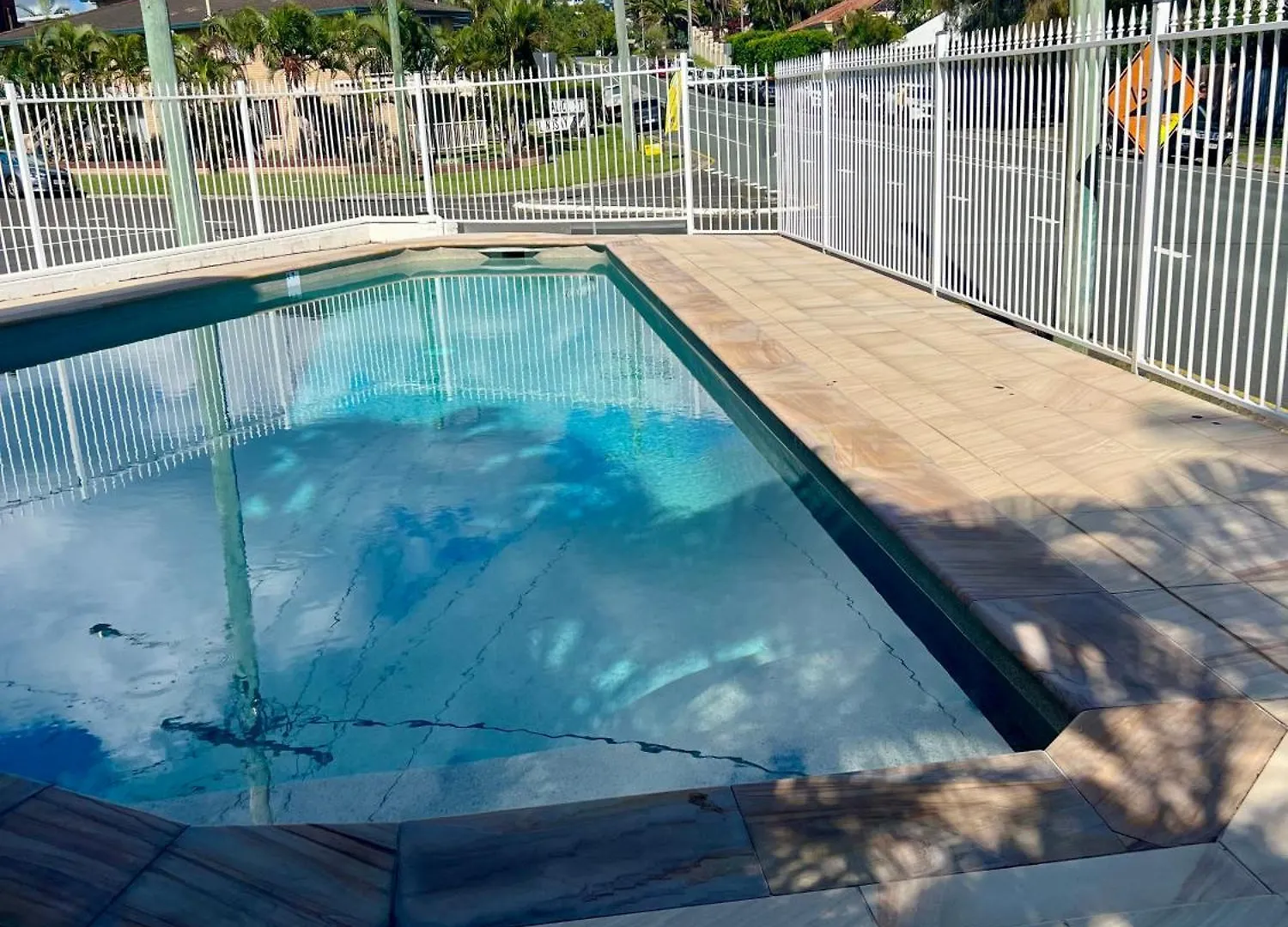 Ocean Views On Alexandra Headlands Sunshine Coast Διαμέρισμα